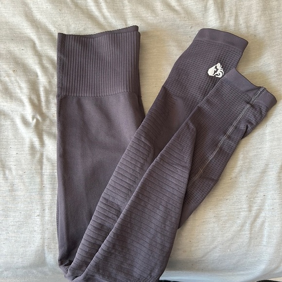 Women’s best leggings - Picture 1 of 2